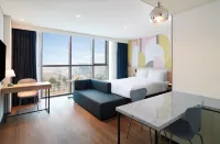Ibis Styles Ambassador Incheon Airport Hotel dekat Incheon International Airport