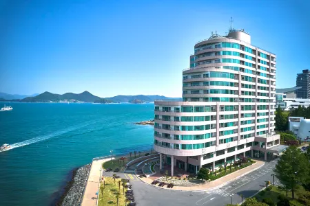 Kumho Tongyeong Marina Resort Отели в г. Тхонъён