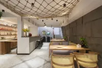 Xiangshan Jiayi Sisters Holiday Villa - bar