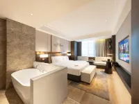 The GiorgioMorandi Hotels (Jinan Olympic Sports West Road) Hotels near Li Cheng