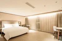 HanTing Hotel (Zunyi Guomao Spring Shopping Center) - 2-نجوم