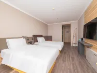 HanTing Hotel (Huzhou Yishang Street South Street) Hotels near Yishang Street