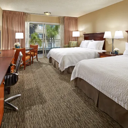 Anaheim Portofino Inn & Suites