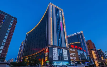 Ease Hotel (Xi'an Gaoxin 4th Road, Daduhui，Fengqing Park Metro Station） Отели рядом с достопримечательностью «Xi'an Printing College of Science and Technology»