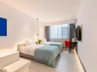 Sicily·1987 (Dapeng Street Branch)Hotel Hotels in Huaibin