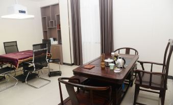 Gaozhou Hotel - Housity