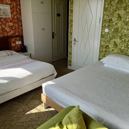 Yijia Esports Hotel · DaWai Branch