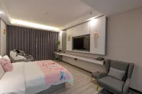 Burqin Luxury Hotel - 3-Star