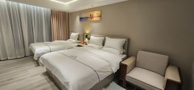 Mangshi Dexin Homestay