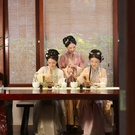 Yunfu Xinxing Chanquan Resort Hotel