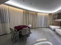 Shibing Sanchuan E-sports Hotel