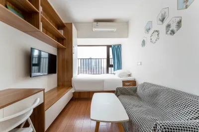 Xingxuan Smart Apartment Hotel (Zhengzhou East High-speed Railway Station)