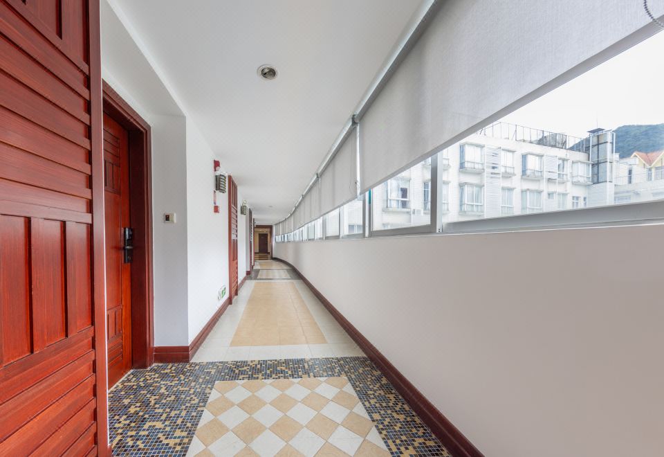 호텔 프론트 데스크 모습