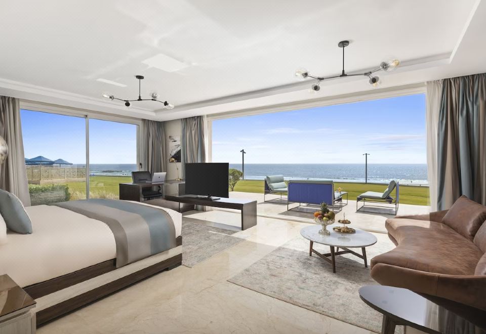 피칼바트로스 화이트 비치 타가조트