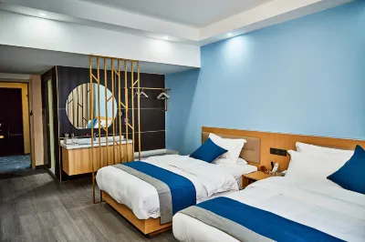 Zhaotong Honglu Hotel