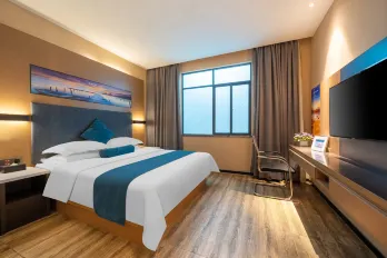 Huayi Select Hotel (Nanning East Railway Station)