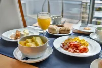 Hotel do Caracol - Bensaude Hotels - breakfast