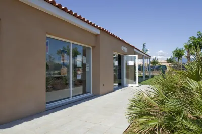 Vacanceole - Residence les Demeures du Ventoux Hotels in Carpentras