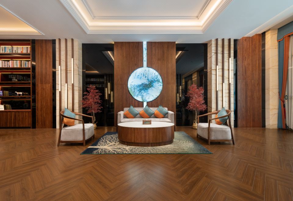 4. 화이 호텔 (관..