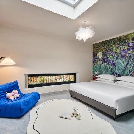 Floral Hotel · Beiling Yueting Xianju hotel (Pinggu Peach Blossom Sea Branch)
