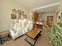 JILIN  BEIDAHU  YOUNGHOUSE Hotels near Phenix