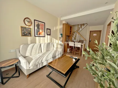 JILIN  BEIDAHU  YOUNGHOUSE Отели в г. Юнцзи