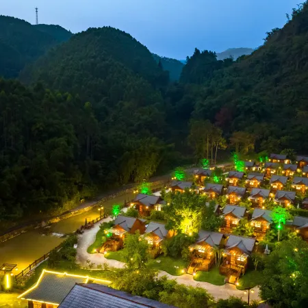 Qingxi Linpan Wenkuangquan Chalet Villa