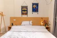 巴馬拾光小院民宿