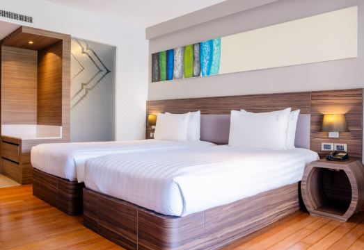 홀리데이 인 리조트 푸켓 카론 비치 수영장