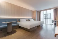 HanTing Hotel (Changde Liuyehu Daxiaohejie) Hotels in Daxiaohe Street/Liuye Lake Tourist Resort