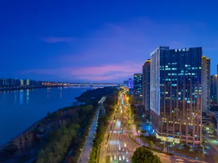 JI Hotel (Changsha Yanghu New Town Subway Station) Отели рядом с достопримечательностью «Xie Zilong Photography Museum»