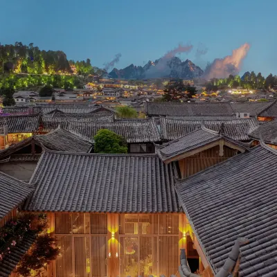 Yunjian Qishe Lanxi | Zen Tea View Holiday Villa Hotel (Lijiang Ancient Town Mufu Branch) Hotels near Loyalty Arch