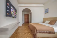 kaijun Hotel