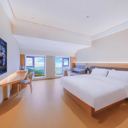 Mercure Huize Tianyuan Hotel (Fujun Street Expressway Junkou Branch)