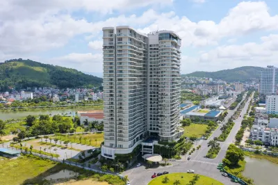 Citadines Marina Hạ Long Các khách sạn gần Valley Beach Club - beach