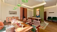 Shigatse Summer Palace Healing Hotel - Breakfast
