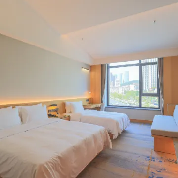 Dalian Xingyue Hotel (Xinghai Square Music Fountain Branch) Отели рядом с достопримечательностью «Парк Синхай»