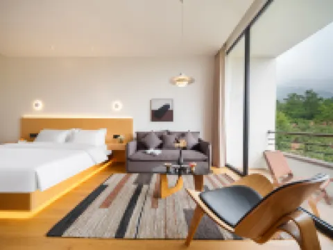 Dongguan Yuanguanshan Lakeside Homestay