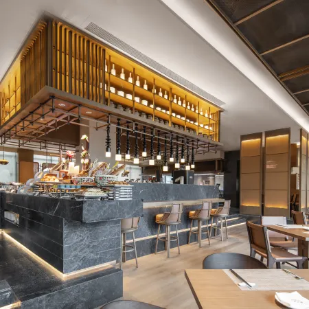 XICHANG JOYHUB AIR HOTEL