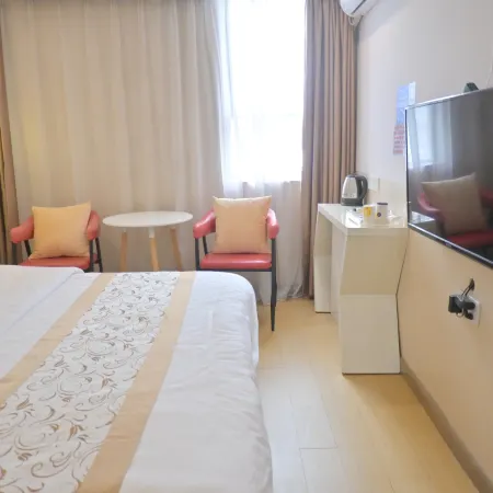 Aini Fashion Hotel (Xiuxiang Subway Station Guangxi University)