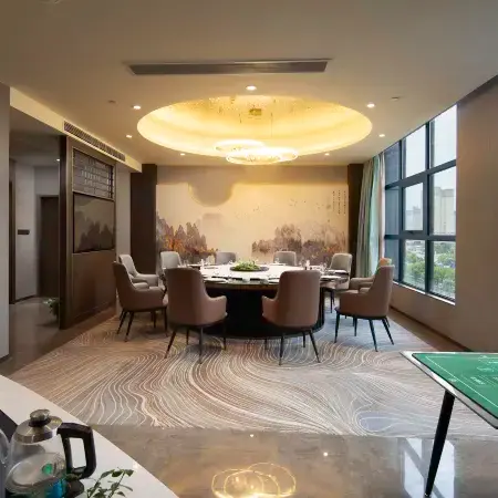 Wanjia International Hotel Baoying Yangzhou (Wuyue Plaza)