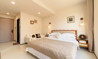 Shier Yun She Hotel (Riluo Bay)