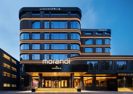 Morandi Hotel(Zibo Bagudajishanxianghui Store) Отели в г. Цзыбо