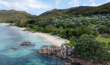 Raffles Seychelles Отели в г. Праслин-Айленд