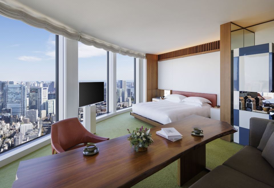 1. 안다즈 도쿄 토..