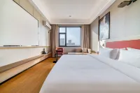 SOLARA  Hotel