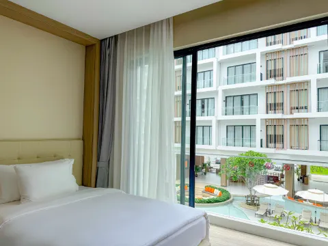 ดีลักซ์วิวสระ