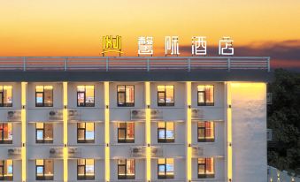 XINJI Hotel
