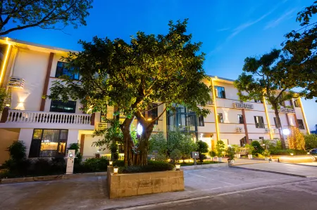 Gaojia Courtyard Boutique Courtyard Homestay (Fangte Dinosaur Kingdom Branch)