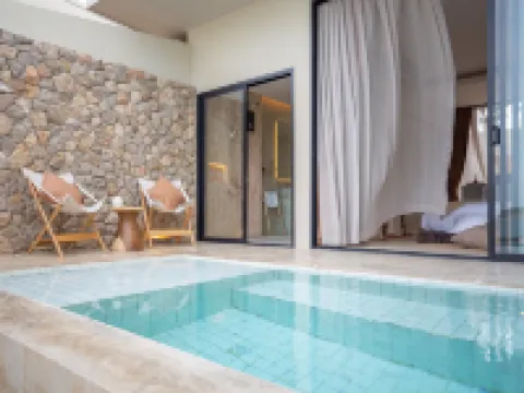 Casablanca Resort Kohlarn Hotéis em Koh Larn